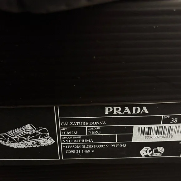 Prada Quilted Black and White Sneakers (CALZATURE DONNA) - Picture 7 of 8
